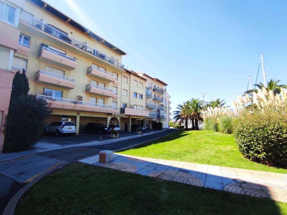 Magnifique T2 Au Calme Avec Une Superbe Vue Sur Le Port Canet-en-Roussillon Exterior photo